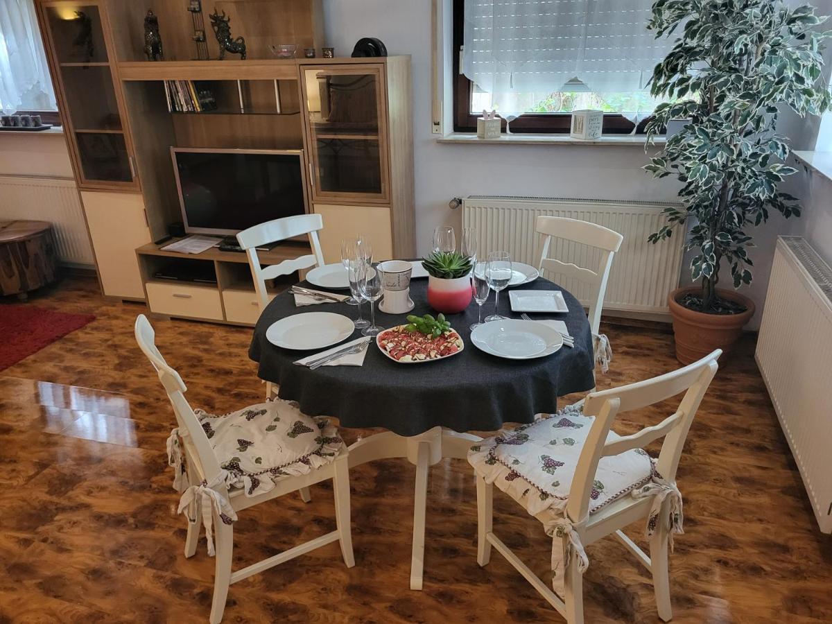 Ferienwohnung Fuer 4 Personen Mit Schnellem Wlan, Glasfaser, Tv Paket Beilstein  Екстер'єр фото